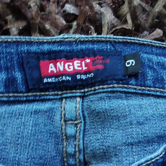 Angel Jeans Juniors dark wash Bootcut  denim. Size 9. 33 inch length - Picture 4 of 6